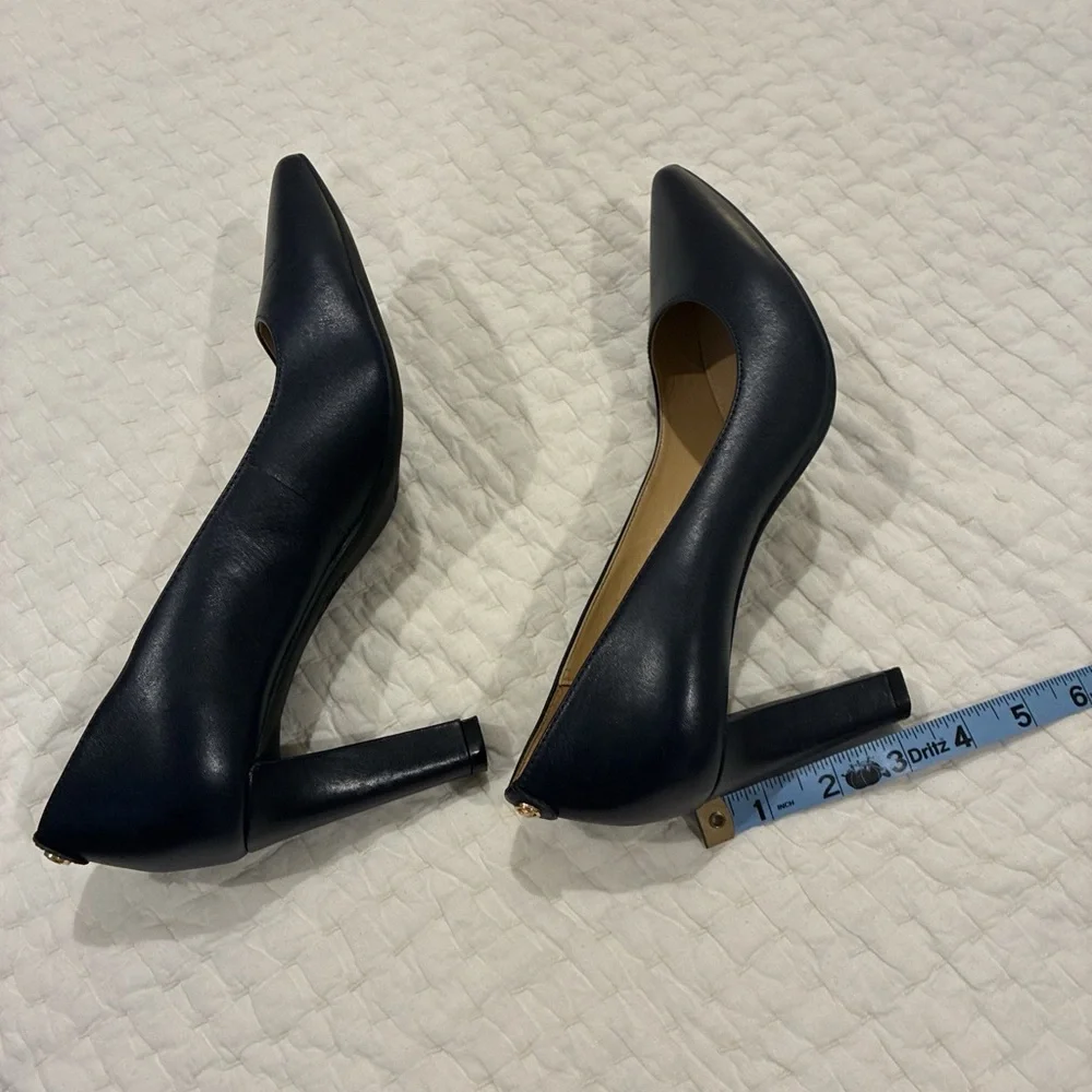 Michael Kors Navy Blue Heels - Picture 4 of 6